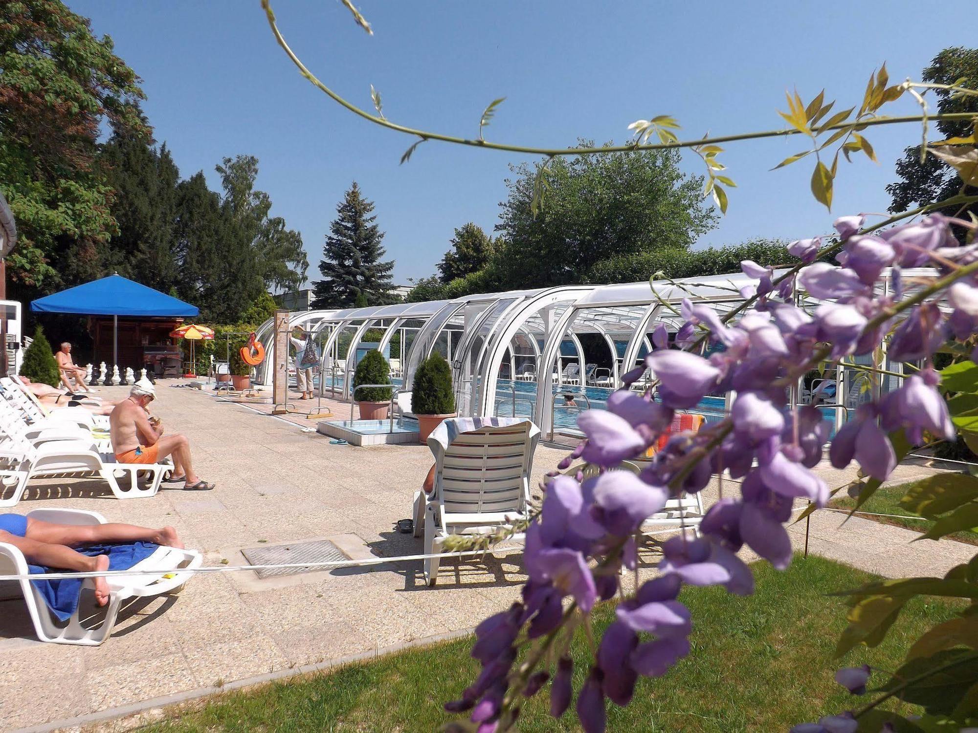 Hotel Aquamarin Heviz Exterior photo